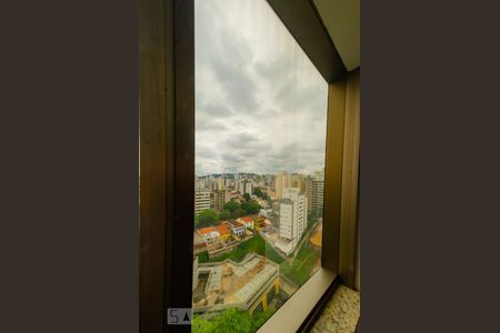 Quarto - Vista de kitnet/studio para alugar com 1 quarto, 25m² em Cidade Jardim, Belo Horizonte
