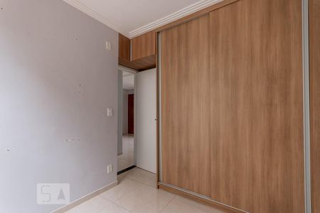 Quarto 1 de apartamento para alugar com 2 quartos, 50m² em São João Batista, Belo Horizonte