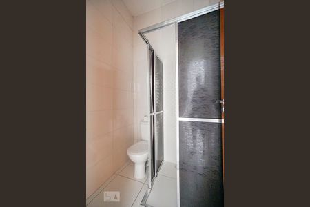 Banheiro de apartamento para alugar com 2 quartos, 40m² em Vila Esperança, São Paulo