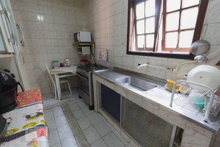 Apartamento à venda com 100m², 3 quartos e 3 vagas Apartamento à venda com 100m², 3 quartos e 3 vagasCozinha