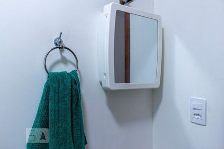 Banheiro de kitnet/studio à venda com 1 quarto, 32m² em Vila Nair, São Paulo