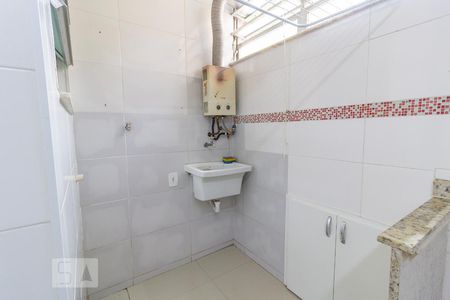 Apartamento à venda com 60m², 2 quartos e sem vagaDetalhe da area de serviço