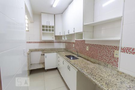 Apartamento à venda com 60m², 2 quartos e sem vagaCozinha