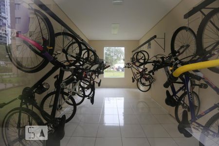 Área comum - Bicicletário de apartamento para alugar com 3 quartos, 65m² em Continental, Osasco