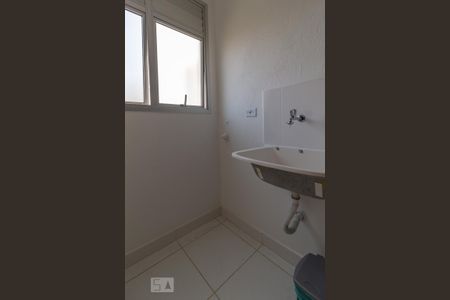 Área de Serviço de apartamento para alugar com 3 quartos, 65m² em Continental, Osasco