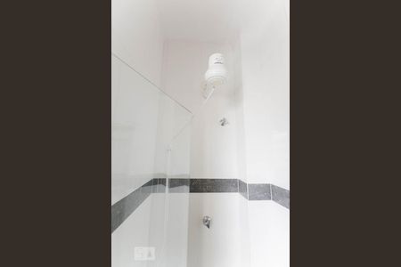 Apartamento para alugar com 83m², 2 quartos e 1 vaga Apartamento para alugar com 83m², 2 quartos e 1 vagaBanheiro de Serviço