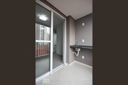 Apartamento para alugar com 49m², 2 quartos e 1 vagaVaranda