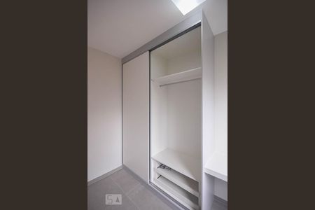 Apartamento para alugar com 49m², 2 quartos e 1 vagaArmário do Quarto 1