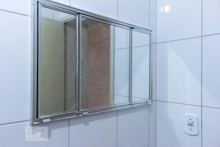 Banheiro de kitnet/studio para alugar com 1 quarto, 52m² em Jardim Clímax, São Paulo