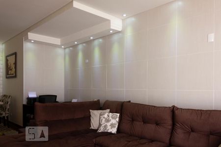 Sala de casa à venda com 4 quartos, 300m² em Cidade Vargas, São Paulo