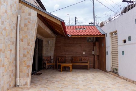 Casa à venda com 300m², 4 quartos e 6 vagas Casa à venda com 300m², 4 quartos e 6 vagasÁrea Externa