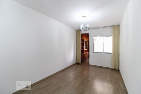 Sala de Apartamento com 2 quartos, 70m² Vila Mariana