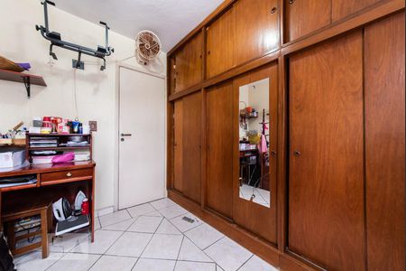 Apartamento à venda com 74m², 2 quartos e 2 vagasQuarto 1