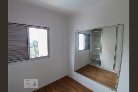 Quarto 1 de apartamento para alugar com 3 quartos, 75m² em Vila Sofia, São Paulo