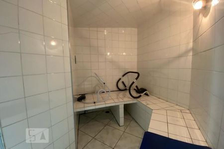 Apartamento à venda com 186m², 3 quartos e 3 vagas Apartamento à venda com 186m², 3 quartos e 3 vagasÁrea comum - Sauna