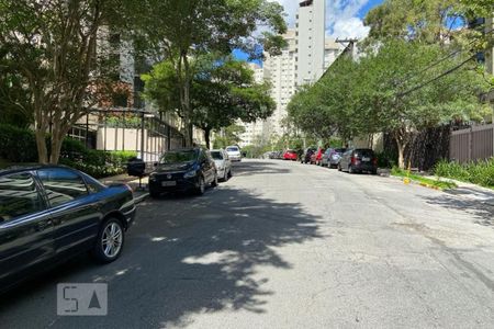 Apartamento à venda com 186m², 3 quartos e 3 vagas Apartamento à venda com 186m², 3 quartos e 3 vagasVista da Rua