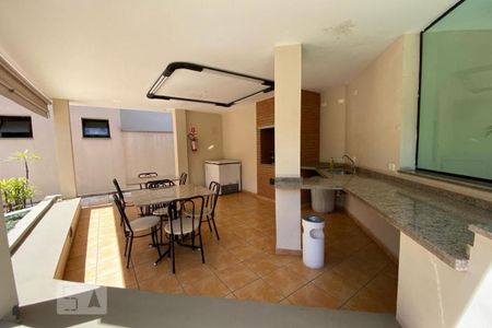 Apartamento à venda com 186m², 3 quartos e 3 vagas Apartamento à venda com 186m², 3 quartos e 3 vagasÁrea comum - Churrasqueira