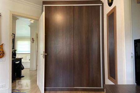 Apartamento à venda com 186m², 3 quartos e 3 vagas Apartamento à venda com 186m², 3 quartos e 3 vagasQuarto Suíte 3