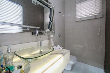 Casa à venda com 130m², 2 quartos e 2 vagas Casa à venda com 130m², 2 quartos e 2 vagasLavabo