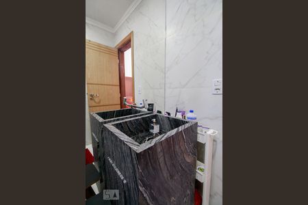 Casa à venda com 130m², 2 quartos e 2 vagas Casa à venda com 130m², 2 quartos e 2 vagasBanheiro do quarto 1