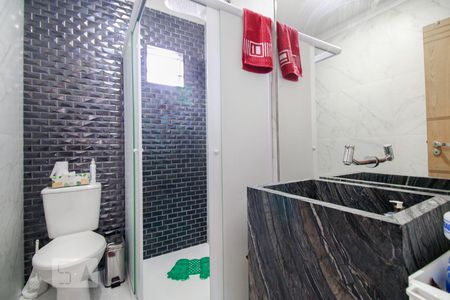 Casa à venda com 130m², 2 quartos e 2 vagas Casa à venda com 130m², 2 quartos e 2 vagasBanheiro do quarto 1