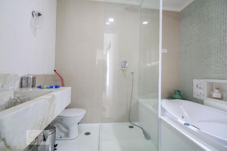 Casa à venda com 130m², 2 quartos e 2 vagas Casa à venda com 130m², 2 quartos e 2 vagasBanheiro do quarto 3