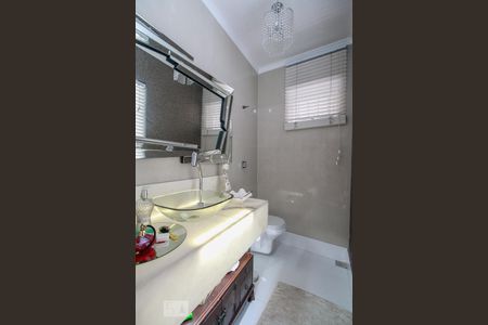 Casa à venda com 130m², 2 quartos e 2 vagas Casa à venda com 130m², 2 quartos e 2 vagasLavabo