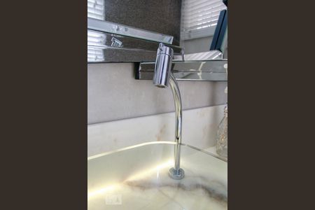 Casa à venda com 130m², 2 quartos e 2 vagas Casa à venda com 130m², 2 quartos e 2 vagasLavabo