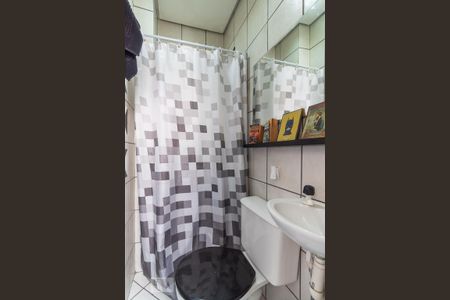 Apartamento à venda com 100m², 2 quartos e 1 vaga Apartamento à venda com 100m², 2 quartos e 1 vagaBanheiro de Serviço