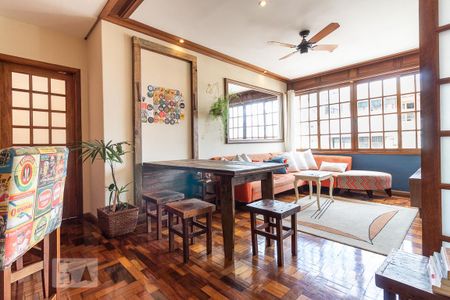 Apartamento à venda com 100m², 2 quartos e 1 vaga