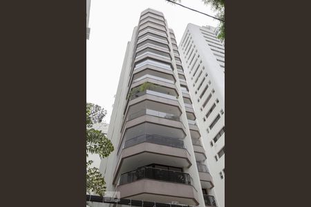 Apartamento à venda com 190m², 3 quartos e 3 vagasFachada