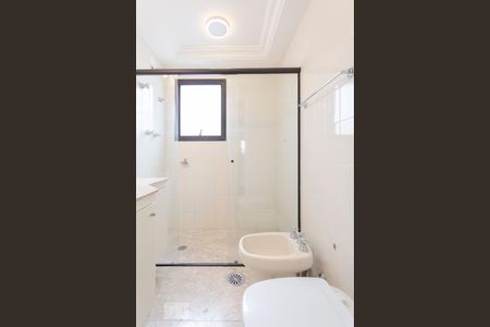 Apartamento à venda com 190m², 3 quartos e 3 vagasBanheiro da Suíte 2