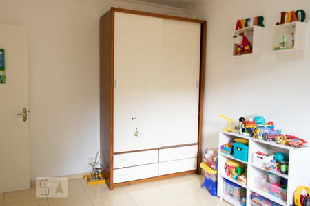 Casa à venda com 240m², 3 quartos e 2 vagasQuarto 2