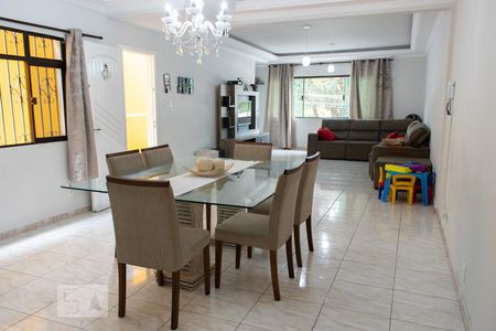 Sala de casa para alugar com 3 quartos, 240m² em Imirim, São Paulo