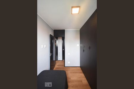 Quarto de apartamento à venda com 2 quartos, 54m² em Vila Praia, São Paulo