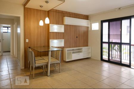 Sala de apartamento à venda com 2 quartos, 70m² em Tijuca, Rio de Janeiro