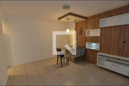 Sala de apartamento para alugar com 2 quartos, 70m² em Tijuca, Rio de Janeiro
