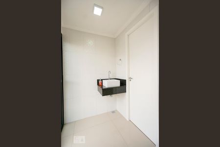 Casa à venda com 300m², 3 quartos e 7 vagasLavabo suíte 02