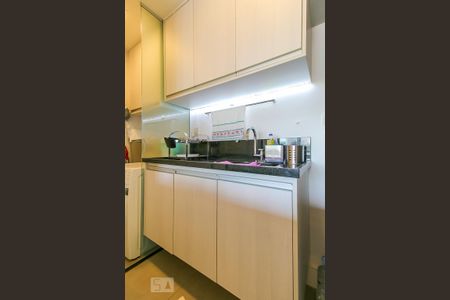Apartamento para alugar com 83m², 2 quartos e 2 vagas Apartamento para alugar com 83m², 2 quartos e 2 vagasCozinha - Armários
