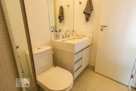 Apartamento para alugar com 83m², 2 quartos e 2 vagas Apartamento para alugar com 83m², 2 quartos e 2 vagasBanheiro da Suíte 2