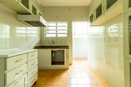 Cozinha de apartamento para alugar com 2 quartos, 96m² em Liberdade, São Paulo