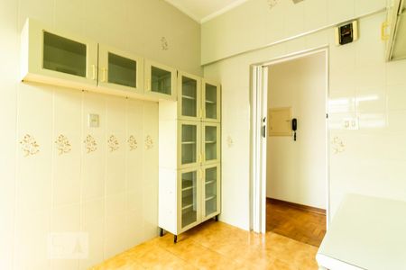 Cozinha de apartamento para alugar com 2 quartos, 96m² em Liberdade, São Paulo