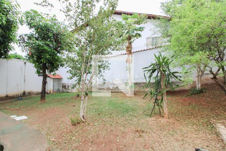 Casa à venda com 750m², 6 quartos e 6 vagasQuintal