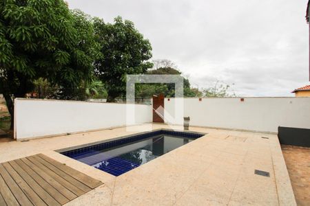 Casa à venda com 750m², 6 quartos e 6 vagasPiscina