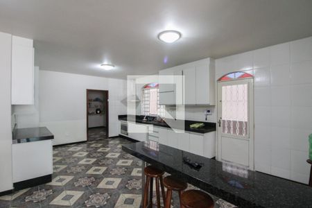 Casa à venda com 750m², 6 quartos e 6 vagasCozinha e Copa