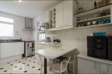 Apartamento à venda com 97m², 2 quartos e 1 vaga Apartamento à venda com 97m², 2 quartos e 1 vagaCozinha