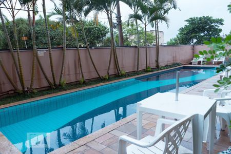 Apartamento à venda com 55m², 2 quartos e 1 vagaÁrea comum