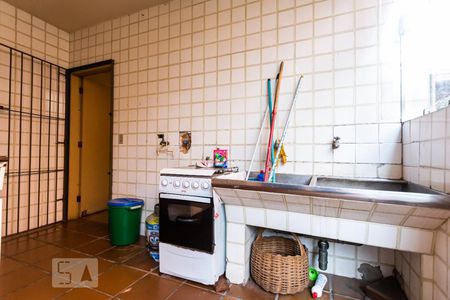 Casa à venda com 466m², 6 quartos e 5 vagas Casa à venda com 466m², 6 quartos e 5 vagasÁrea de Serviço