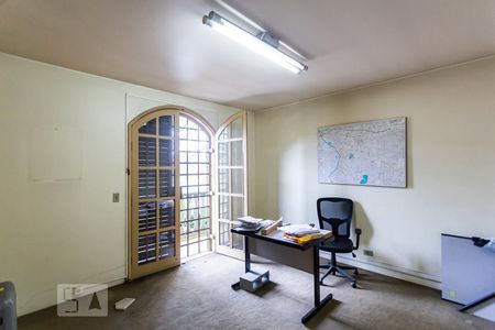 Casa à venda com 466m², 6 quartos e 5 vagas Casa à venda com 466m², 6 quartos e 5 vagasQuarto