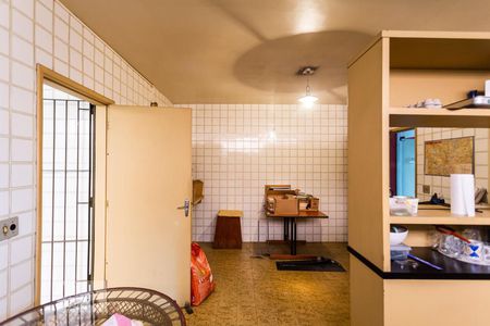 Casa à venda com 466m², 6 quartos e 5 vagas Casa à venda com 466m², 6 quartos e 5 vagasCozinha